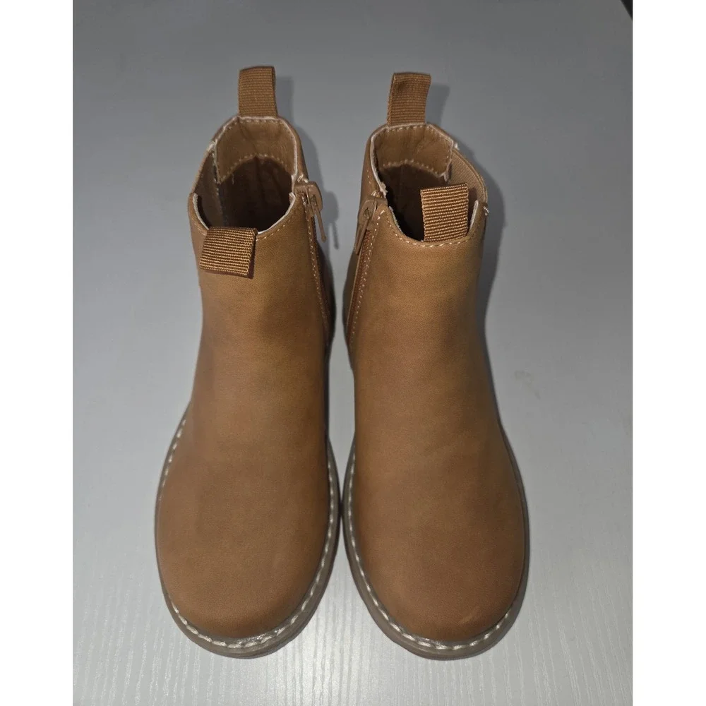 Lucky Brand Kids Basel Chelsea Ankle Boots Tan Brown Side Zip Lug Sole Size 2